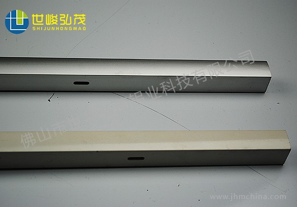 出口德國(guó)高壓軌道燈路軌套件-1